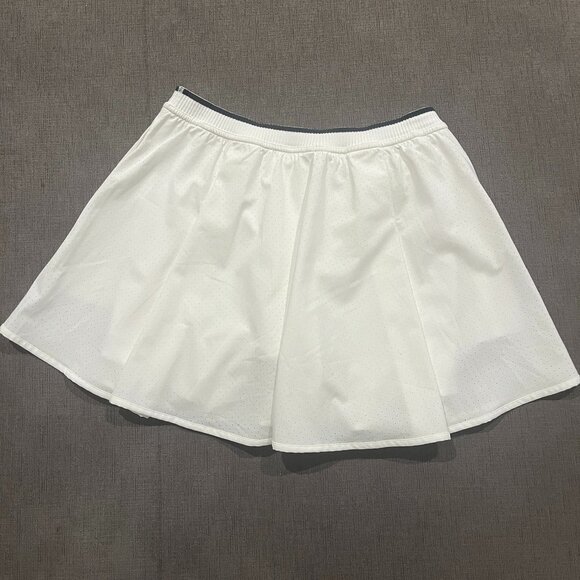 NWOT Lululemon Perforated Narrow Waistband Tennis Skirt - Size 6 - Picture 2 of 3